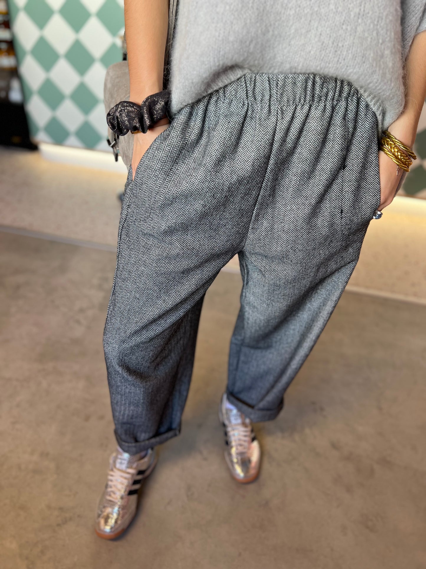 Pantalon magique chevrons by Johanna
