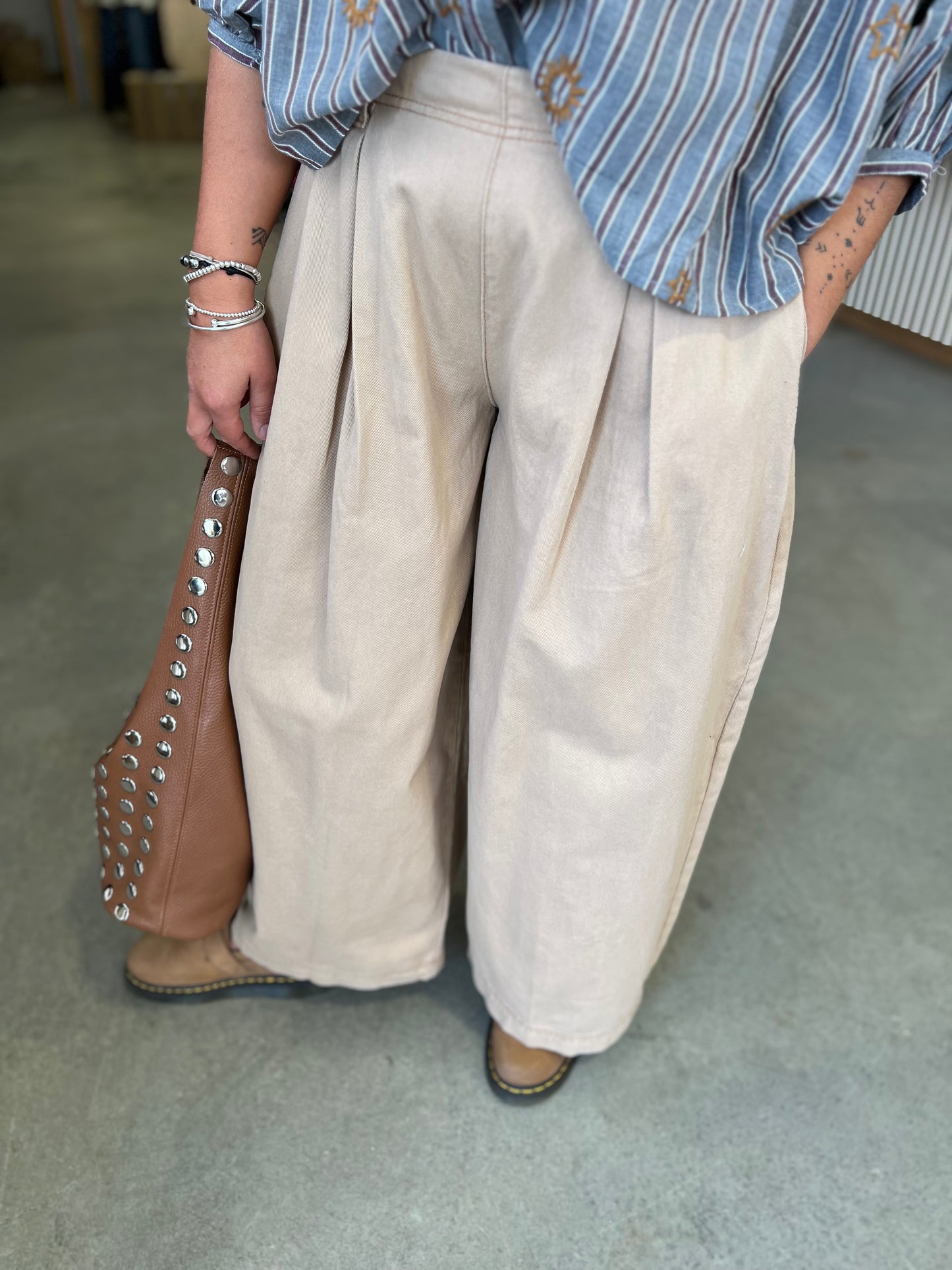 Pantalon large SHANE - Camel