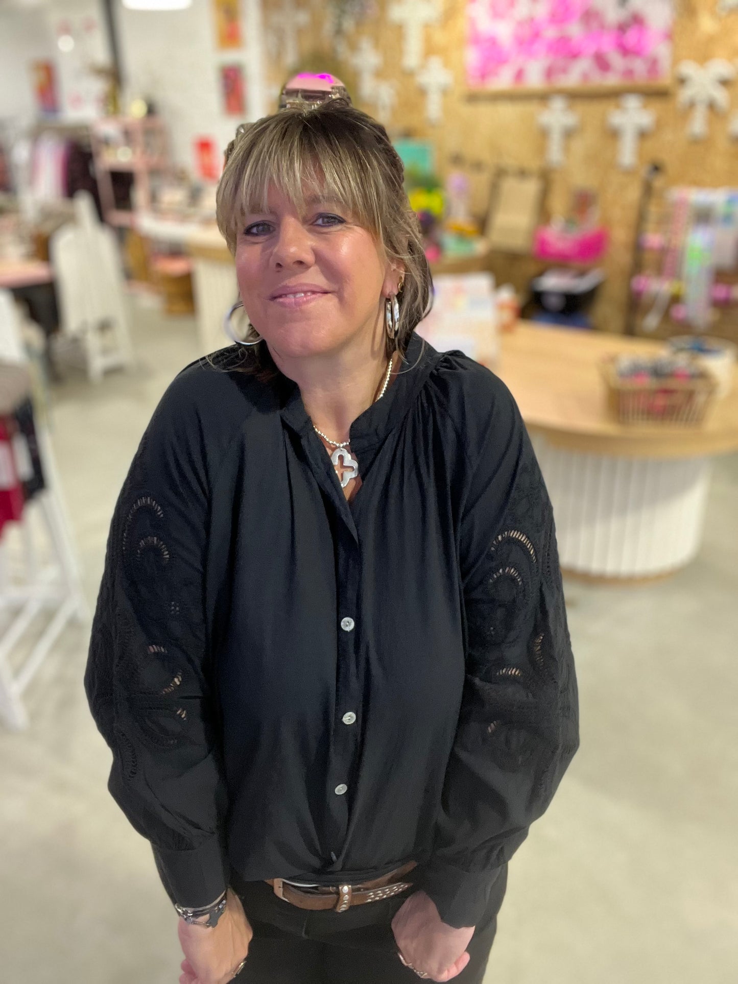 Blouse VITA manches broderie - Noir