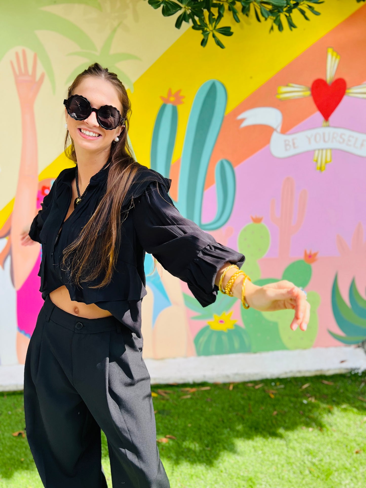 Blouse à volants Manille - Noir