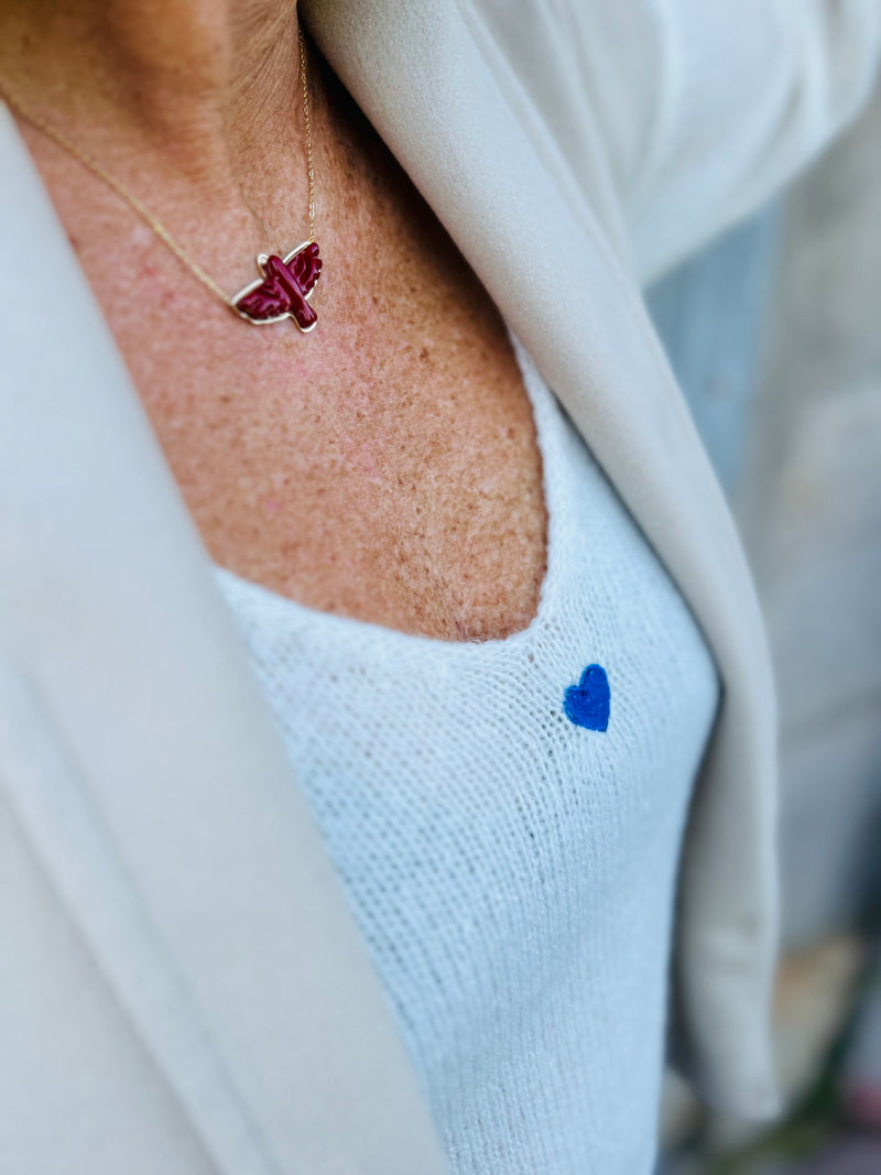 Plongez dans l'énergie du spirituel avec notre collier à pendentif d'aigle majestueux.  L'aigle, symbole de puissance et de force intérieure, vous rappelle que vous détenez en vous toute la grandeur nécessaire pour atteindre vos sommets.  Portez ce bijou comme un rappel sacré de votre propre potentiel illimité, et laissez votre esprit s'élever🦅✨ #Spiritualité #PuissanceIntérieure